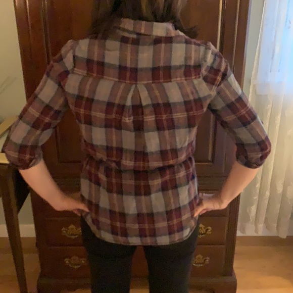 Juniors Plaid Flannel - Picture 9 of 12